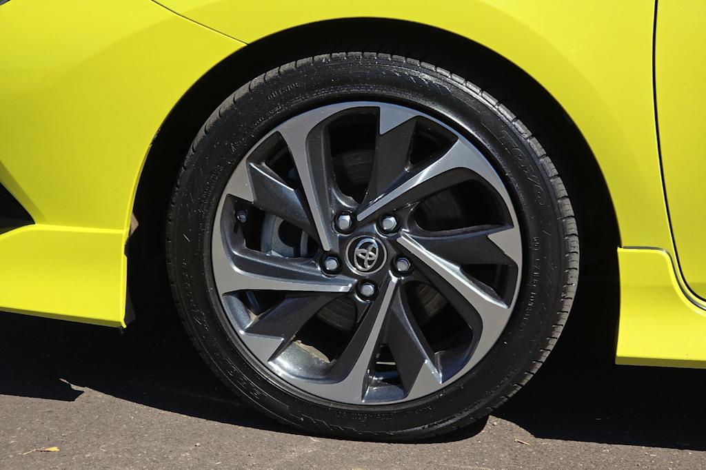 Thumbnail: 2018 Toyota Corolla iM - 7