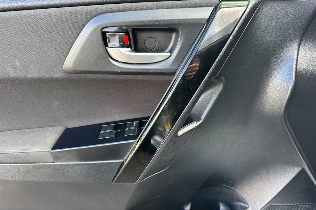 Thumbnail: 2016 Scion iM - 22