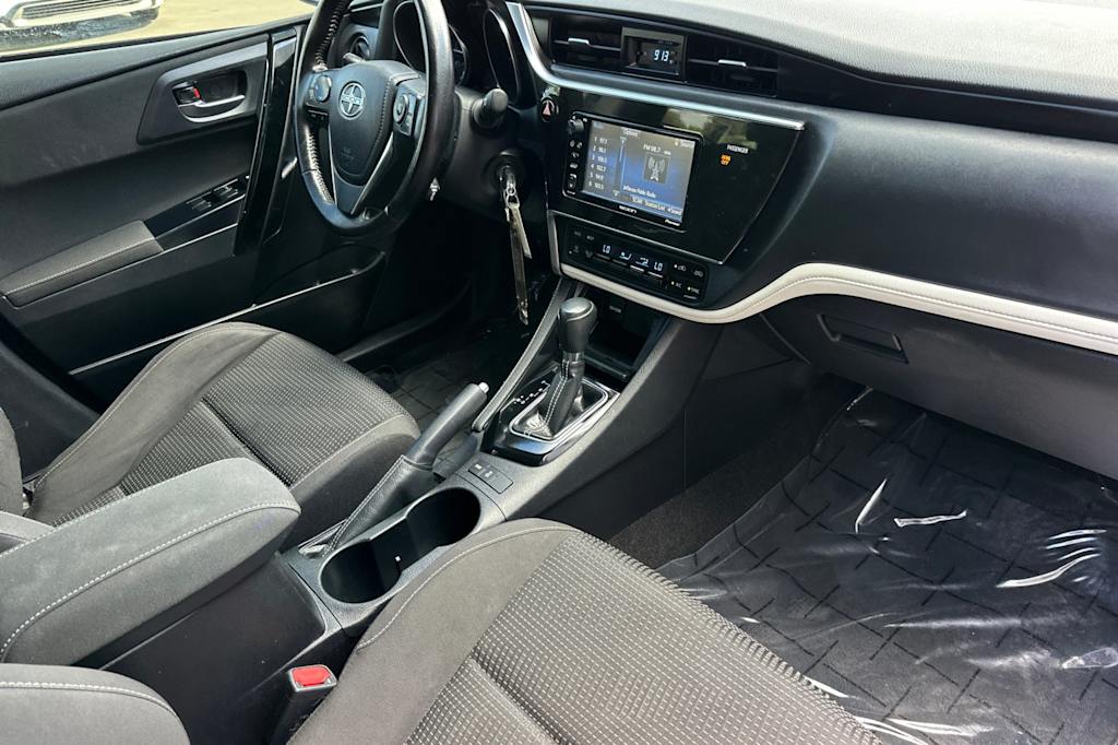 Thumbnail: 2016 Scion iM - 13
