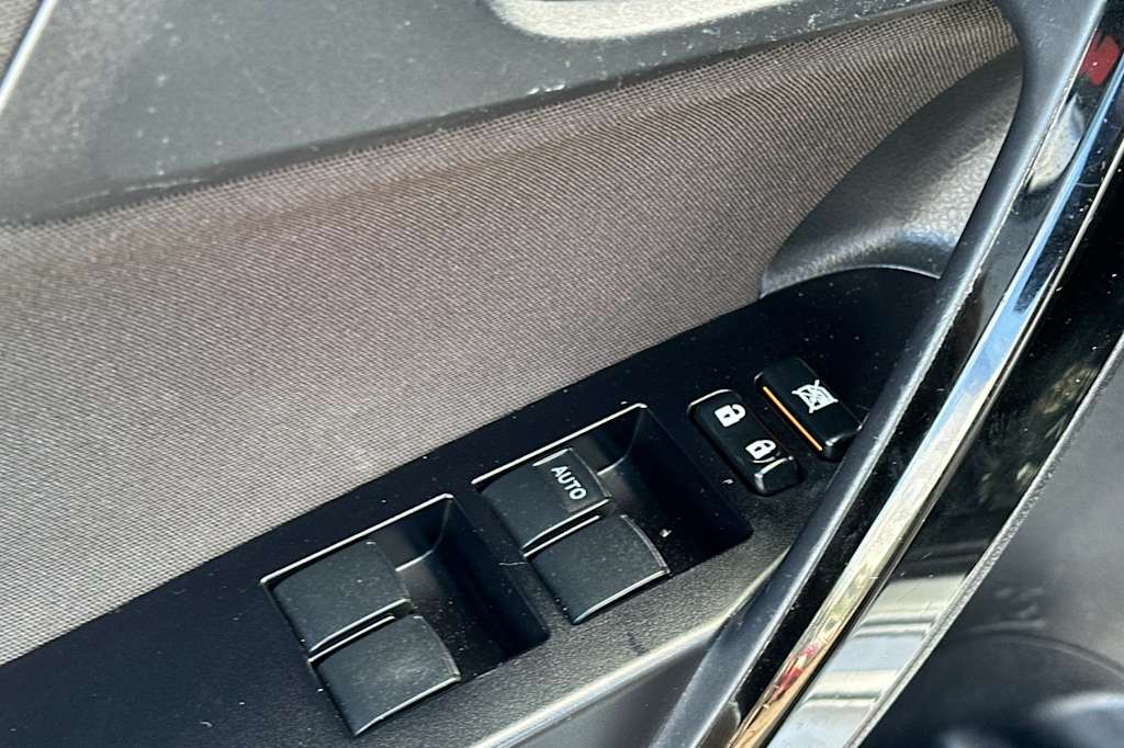 Thumbnail: 2016 Scion iM - 23