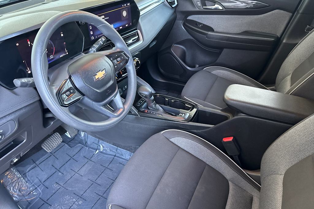 Thumbnail: 2025 Chevrolet TrailBlazer - 9