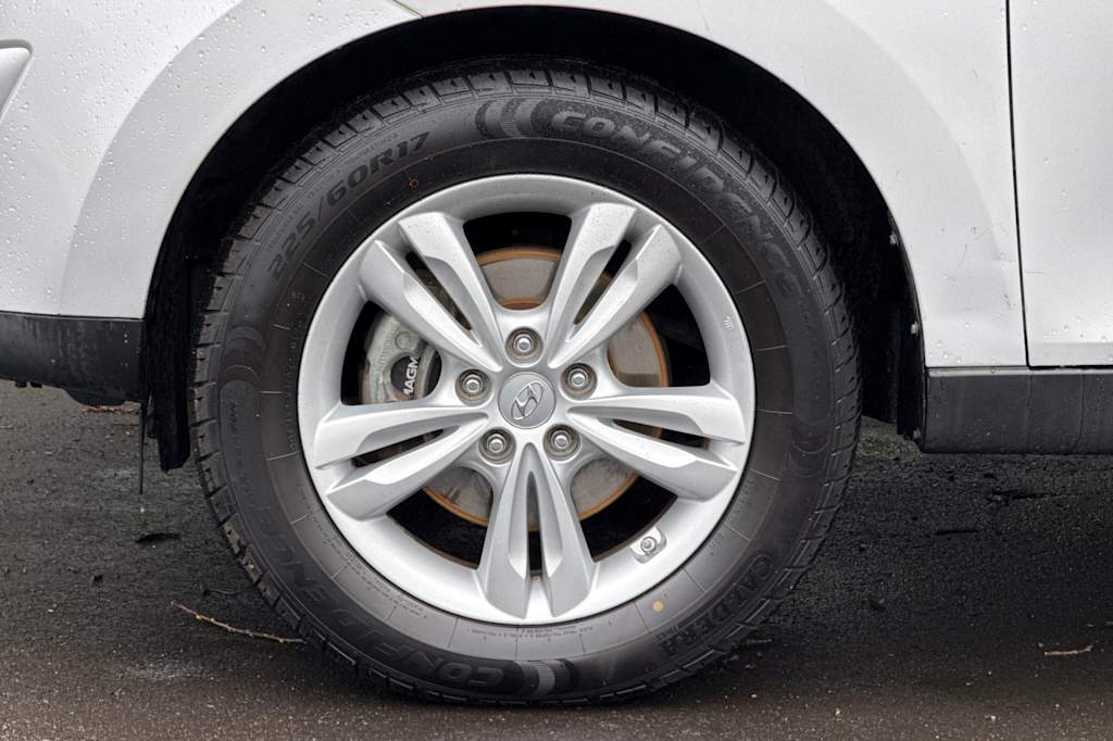 Thumbnail: 2013 Hyundai Tucson - 8