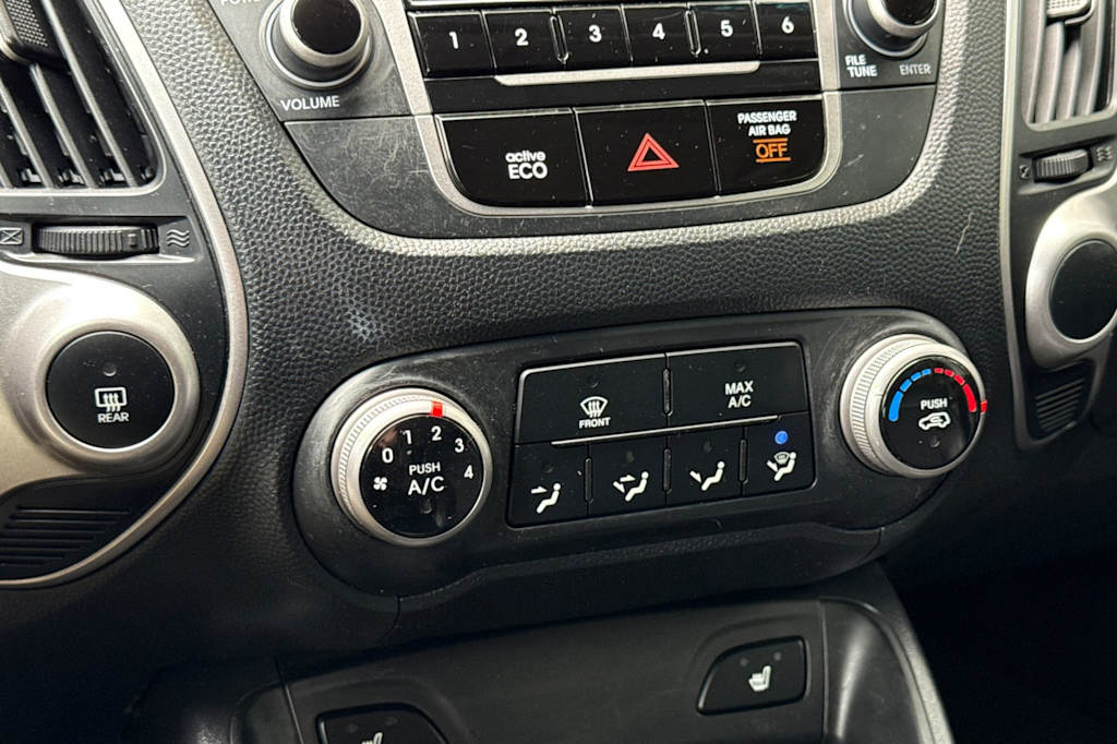 Thumbnail: 2013 Hyundai Tucson - 24