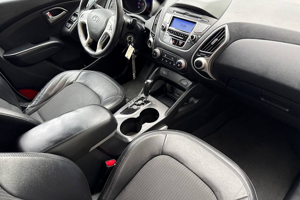 Thumbnail: 2013 Hyundai Tucson - 13