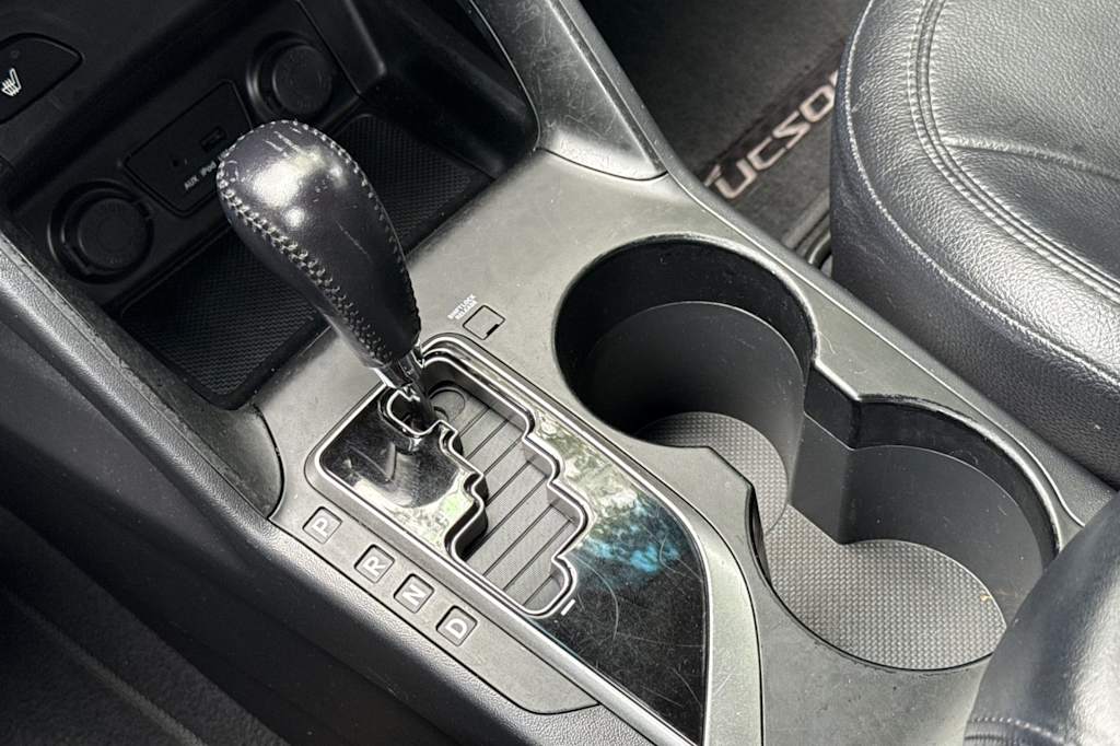 Thumbnail: 2013 Hyundai Tucson - 15