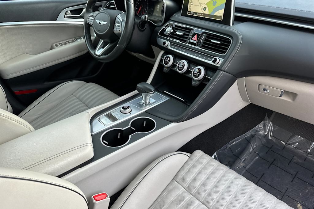 Thumbnail: 2019 Genesis G70 - 12