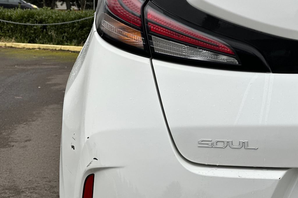2023 Kia Soul S 29