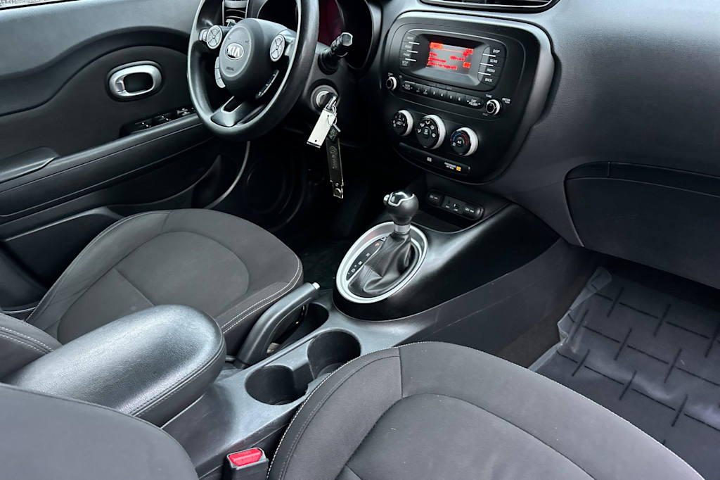 Thumbnail: 2015 Kia Soul - 11