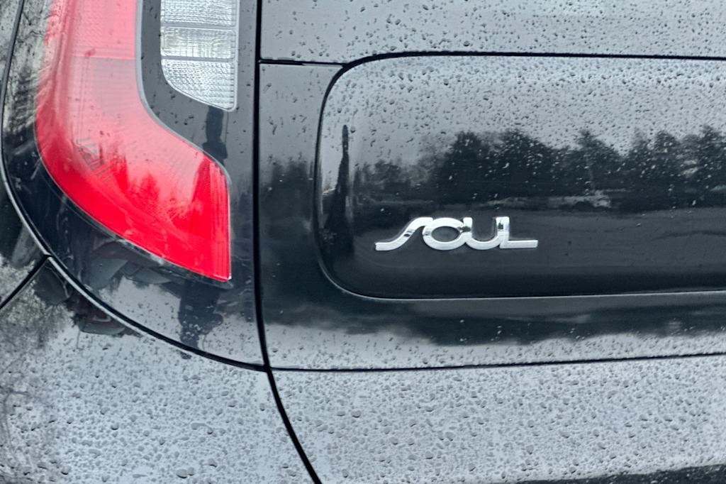 Thumbnail: 2015 Kia Soul - 26