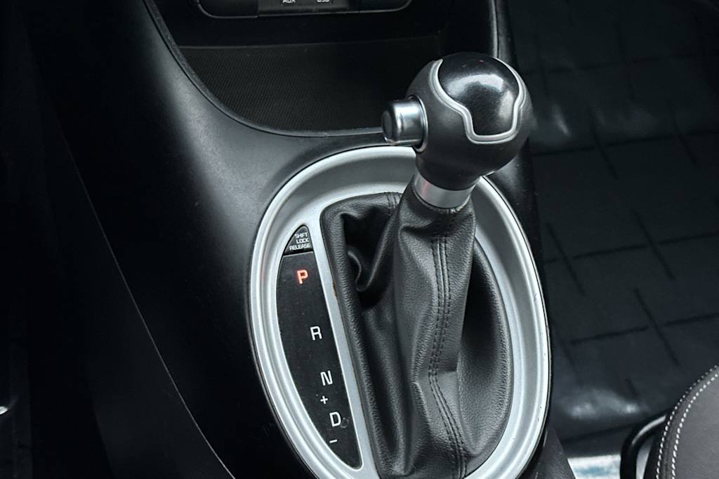 Thumbnail: 2015 Kia Soul - 13