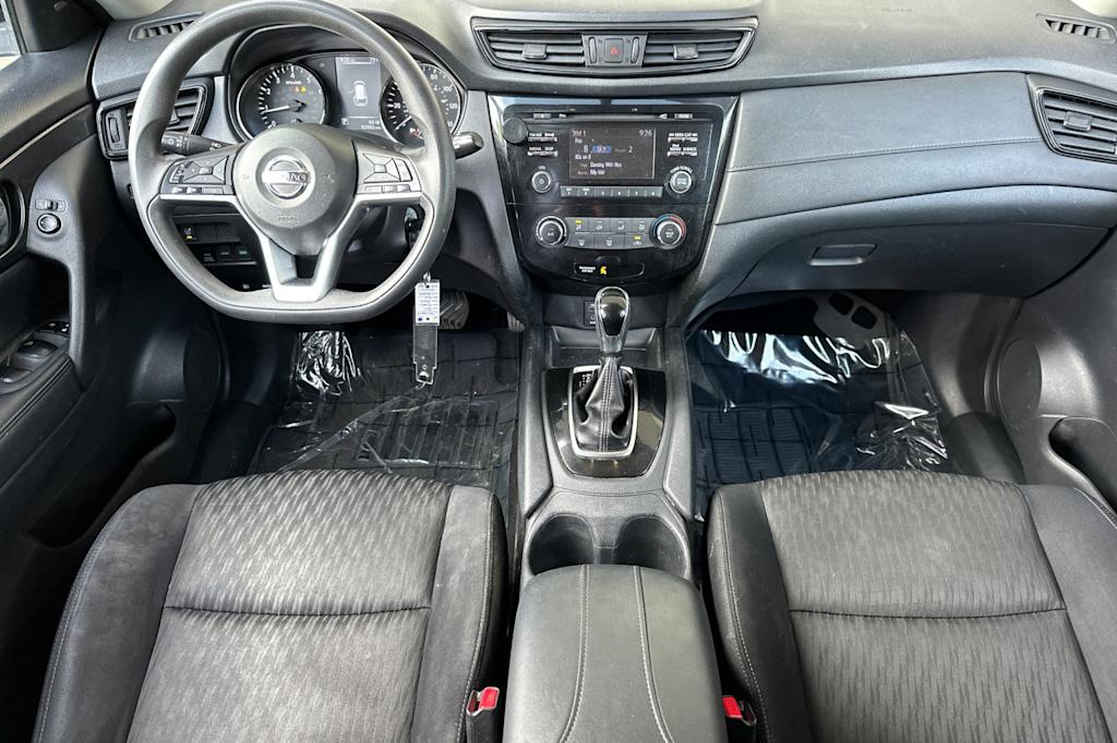 Thumbnail: 2017 Nissan Rogue - 2