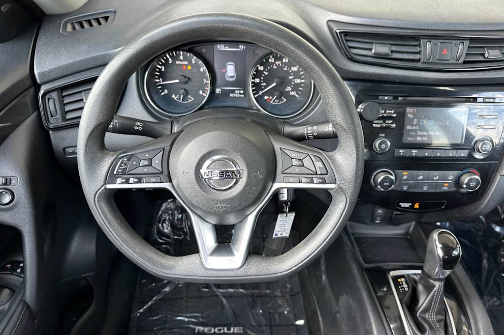Thumbnail: 2017 Nissan Rogue - 12