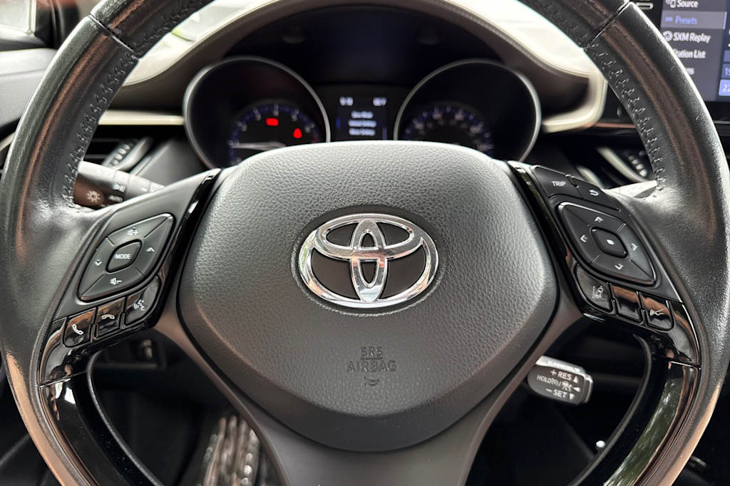 Thumbnail: 2022 Toyota C-HR - 27
