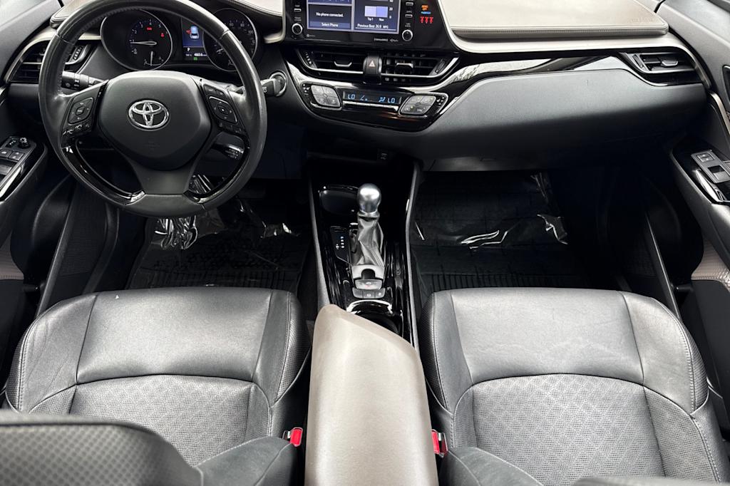 Thumbnail: 2022 Toyota C-HR - 2