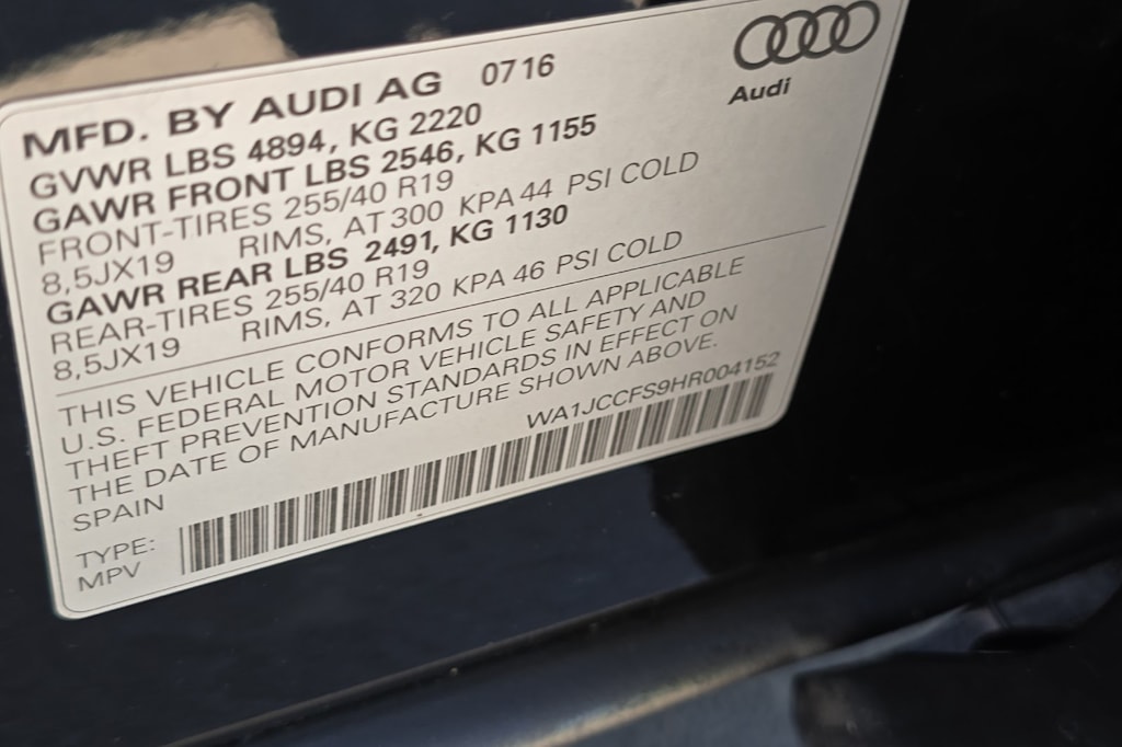 Thumbnail: 2017 Audi Q3 - 16