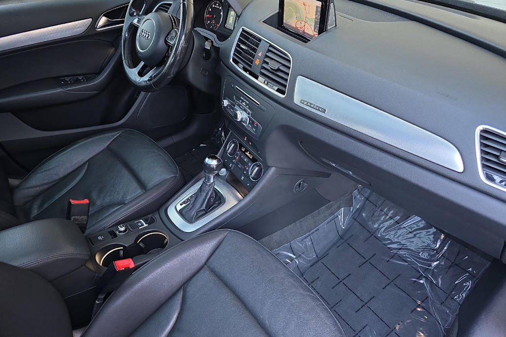 Thumbnail: 2017 Audi Q3 - 11