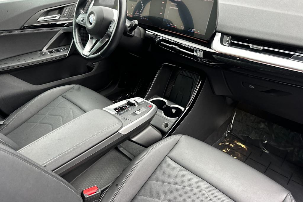 Thumbnail: 2023 BMW X1 - 12