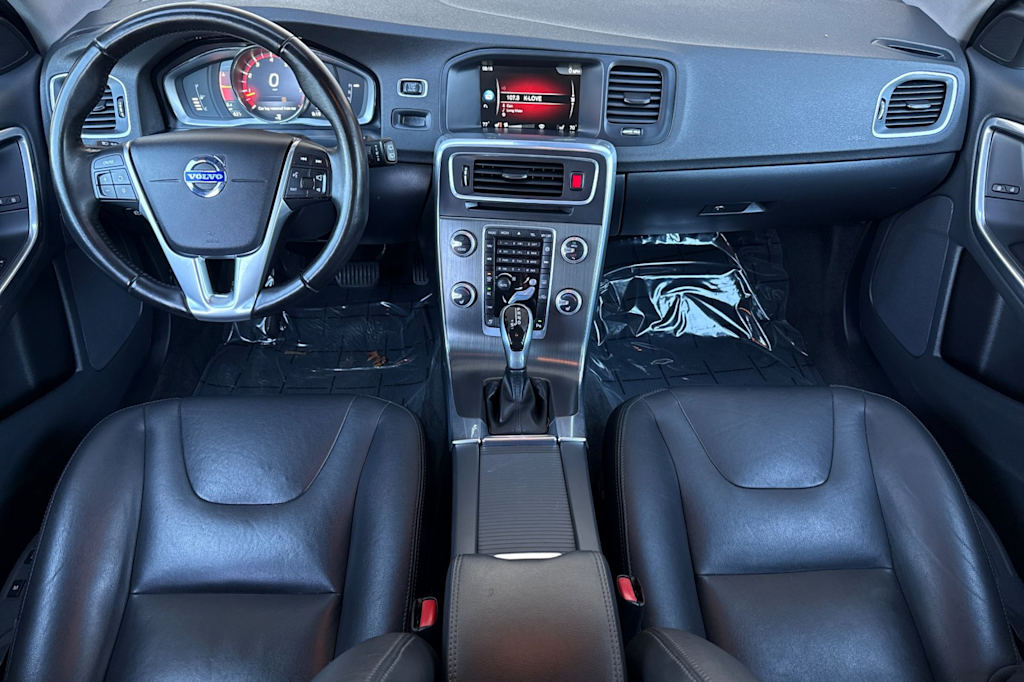 Thumbnail: 2015 Volvo V60 - 2