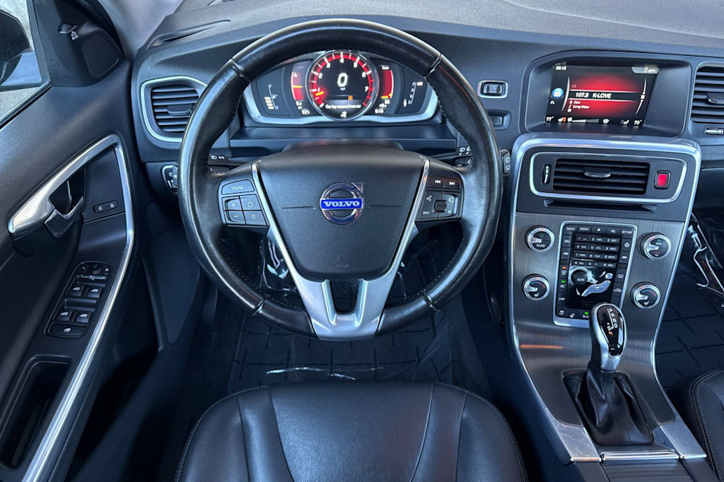 Thumbnail: 2015 Volvo V60 - 9