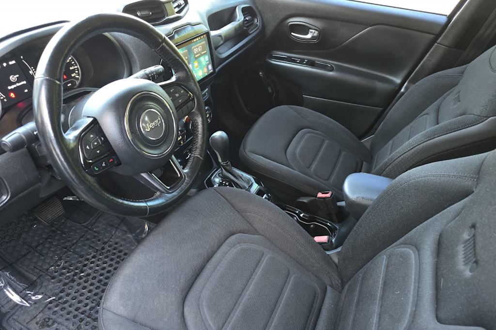 Thumbnail: 2017 Jeep Renegade - 10