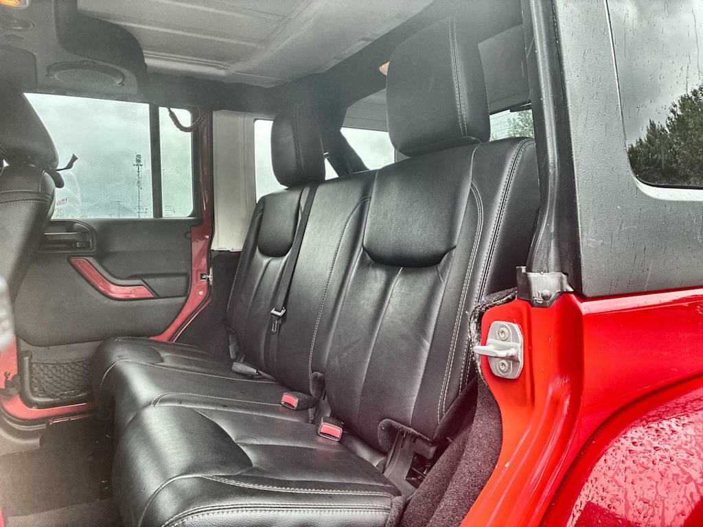 Thumbnail: 2014 Jeep Wrangler - 10