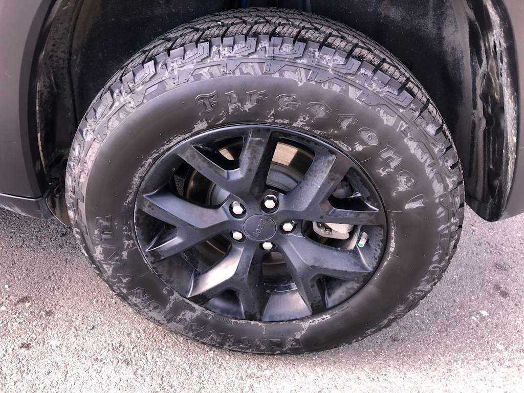 Thumbnail: 2018 Jeep Cherokee - 8