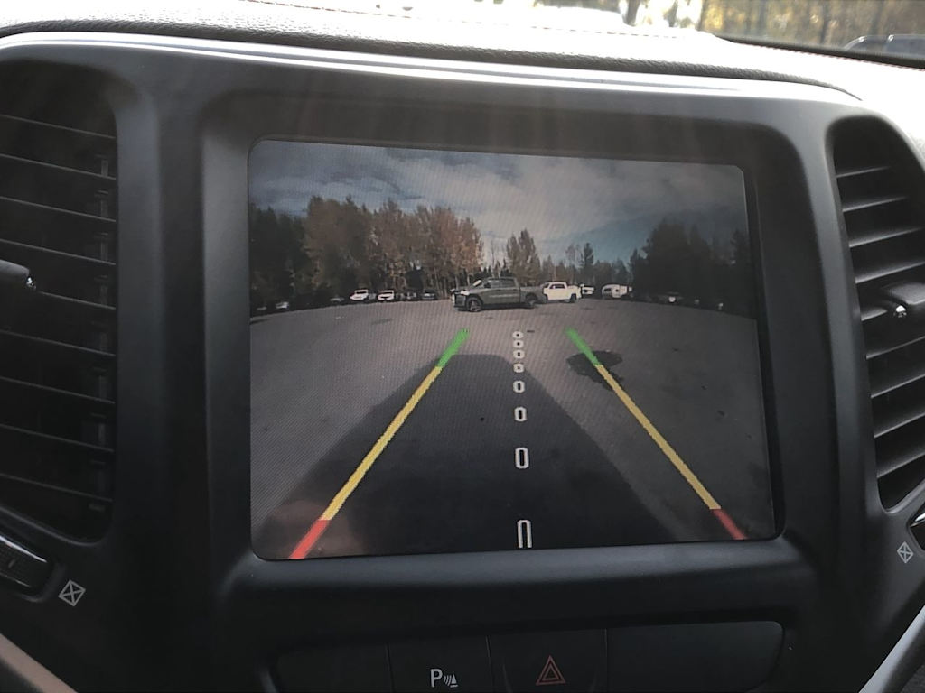 Thumbnail: 2018 Jeep Cherokee - 29