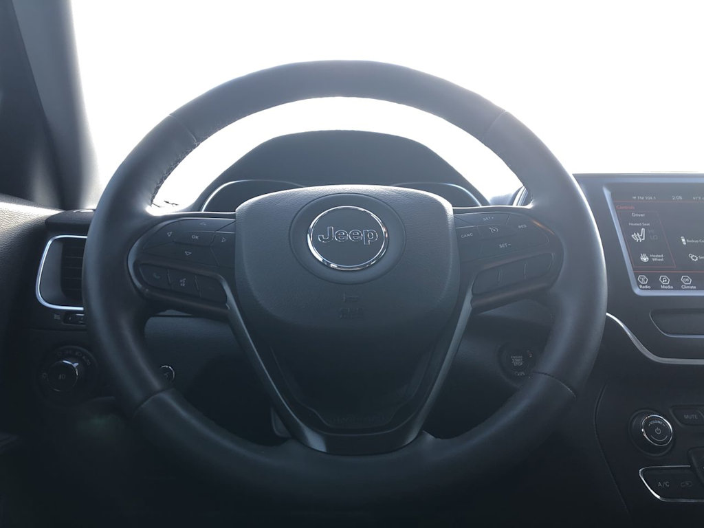 Thumbnail: 2022 Jeep Cherokee - 15