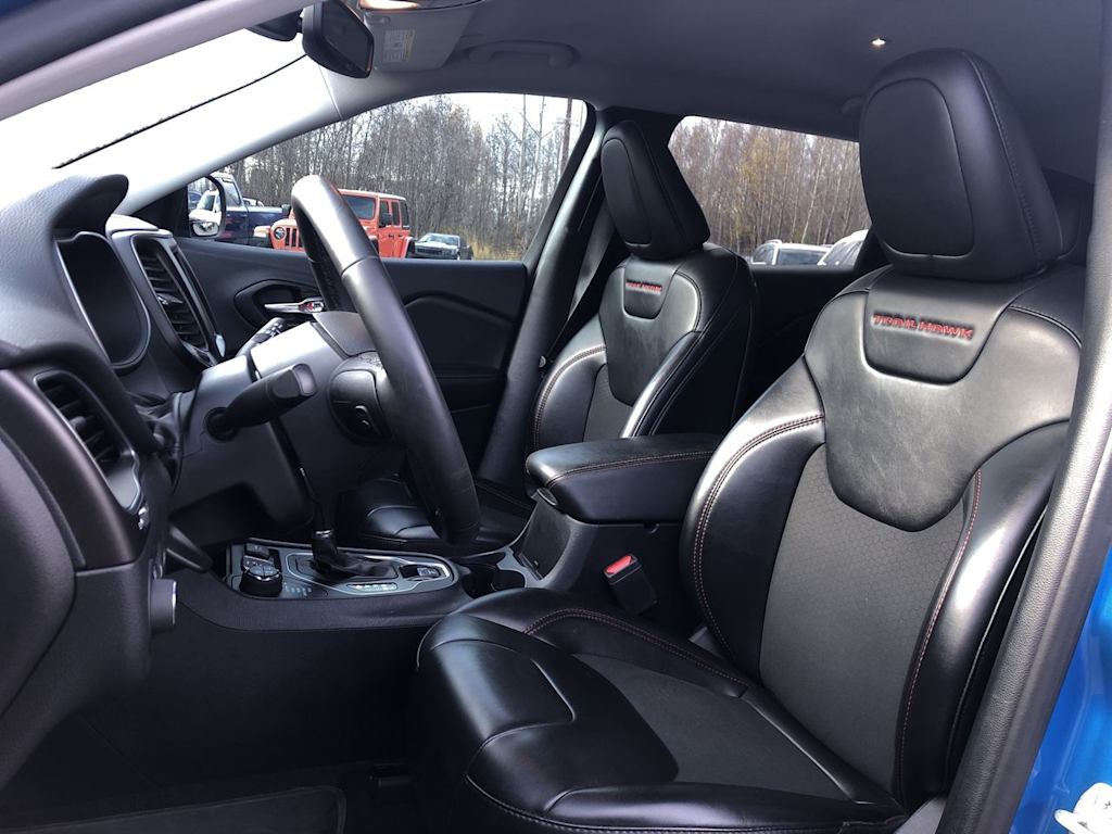 Thumbnail: 2022 Jeep Cherokee - 12