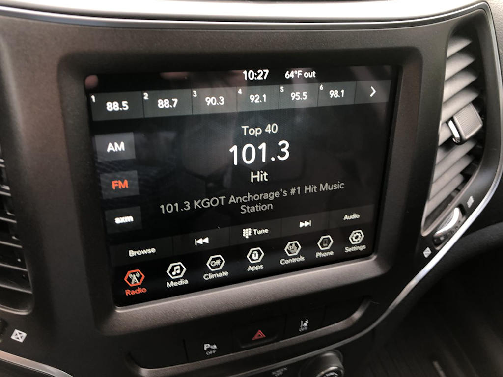 Thumbnail: 2021 Jeep Cherokee - 12