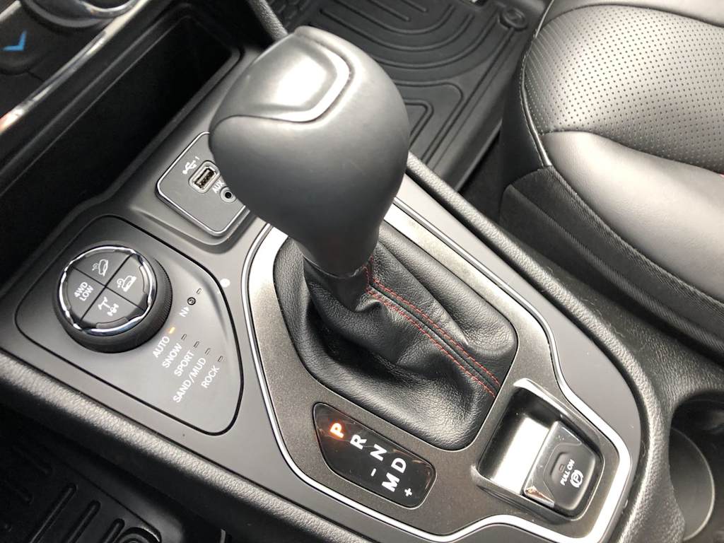 Thumbnail: 2021 Jeep Cherokee - 13