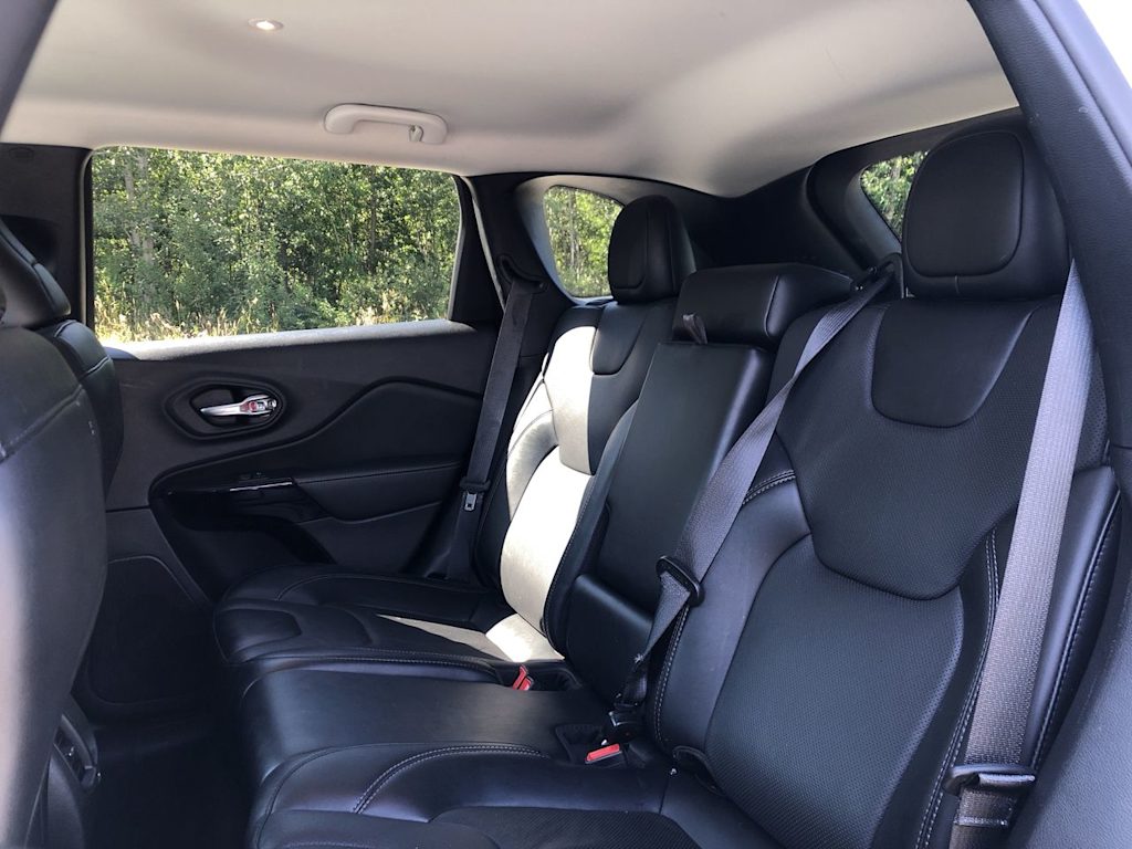 Thumbnail: 2023 Jeep Cherokee - 11