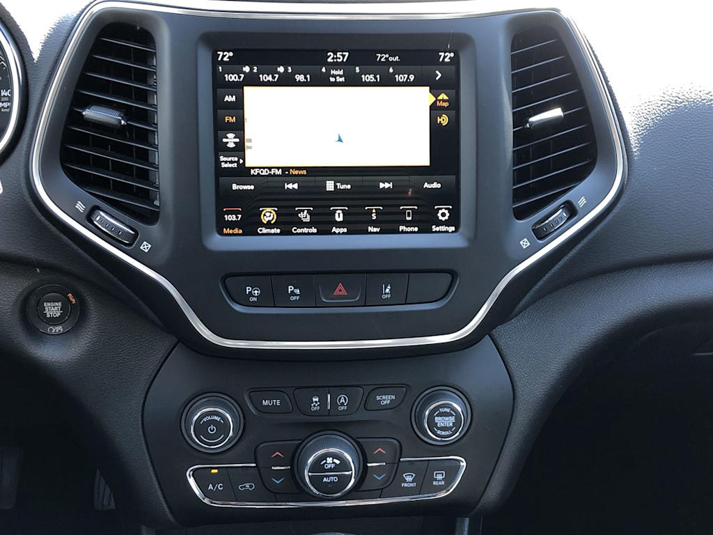 Thumbnail: 2023 Jeep Cherokee - 12