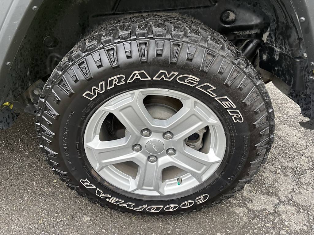 Thumbnail: 2024 Jeep Wrangler - 7