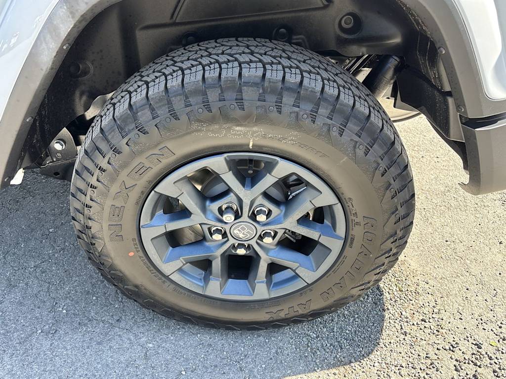 Thumbnail: 2026 Jeep Wrangler - 8