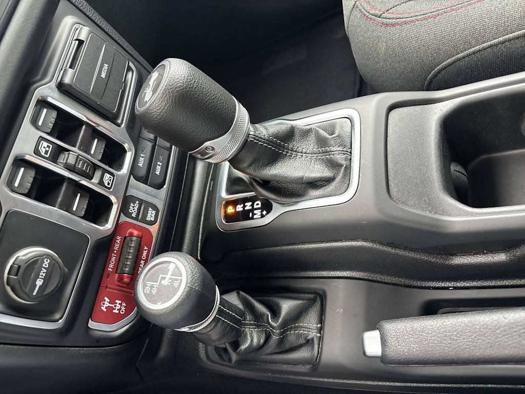 Thumbnail: 2025 Jeep Wrangler - 9