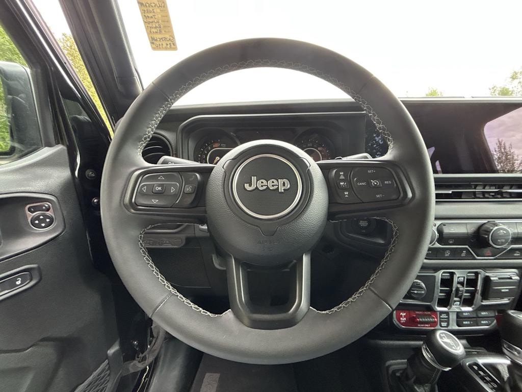 Thumbnail: 2025 Jeep Wrangler - 2