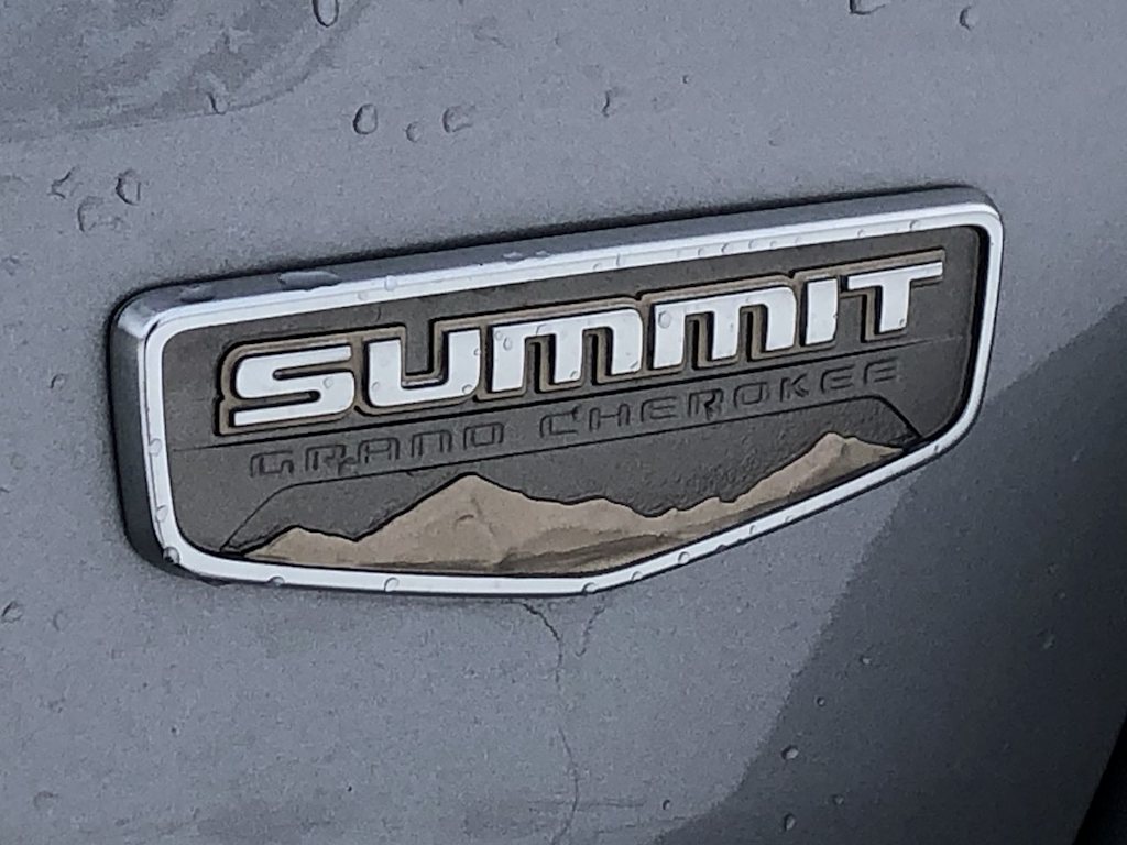 2021 Jeep Grand Cherokee Summit 27