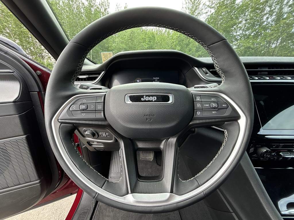 Thumbnail: 2025 Jeep Grand Cherokee - 2