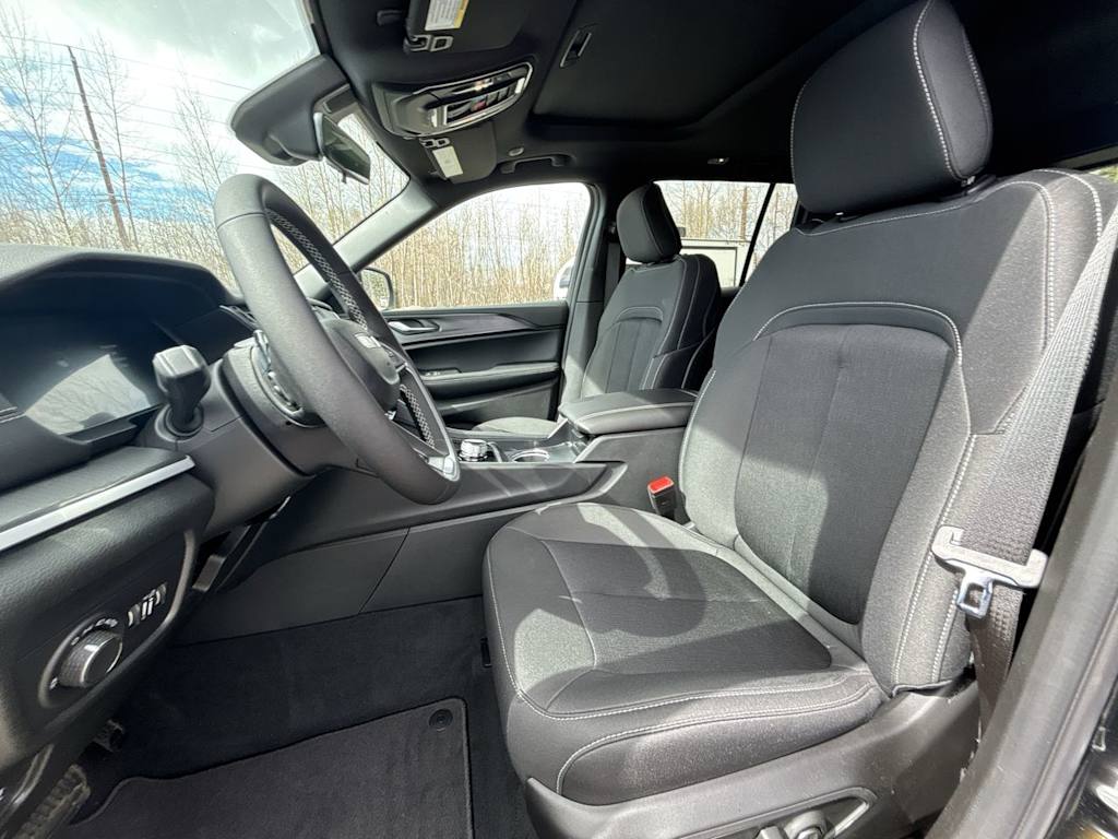 Thumbnail: 2026 Jeep Grand Cherokee - 10
