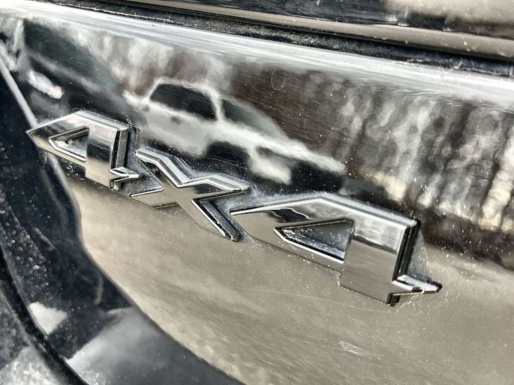 Thumbnail: 2023 Jeep Grand Cherokee - 18