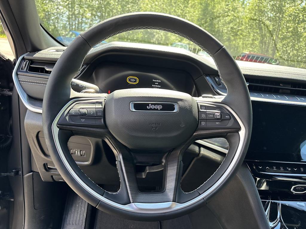 Thumbnail: 2026 Jeep Grand Cherokee - 2