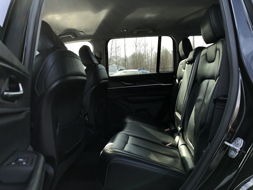 2023 Jeep Grand Cherokee Limited Edition 11