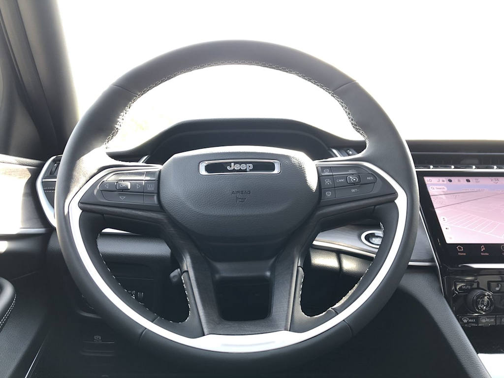 Thumbnail: 2025 Jeep Grand Cherokee - 2