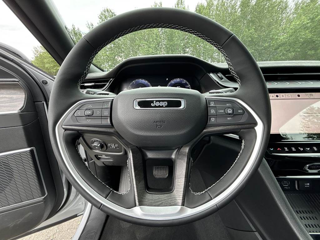 Thumbnail: 2026 Jeep Grand Cherokee - 2