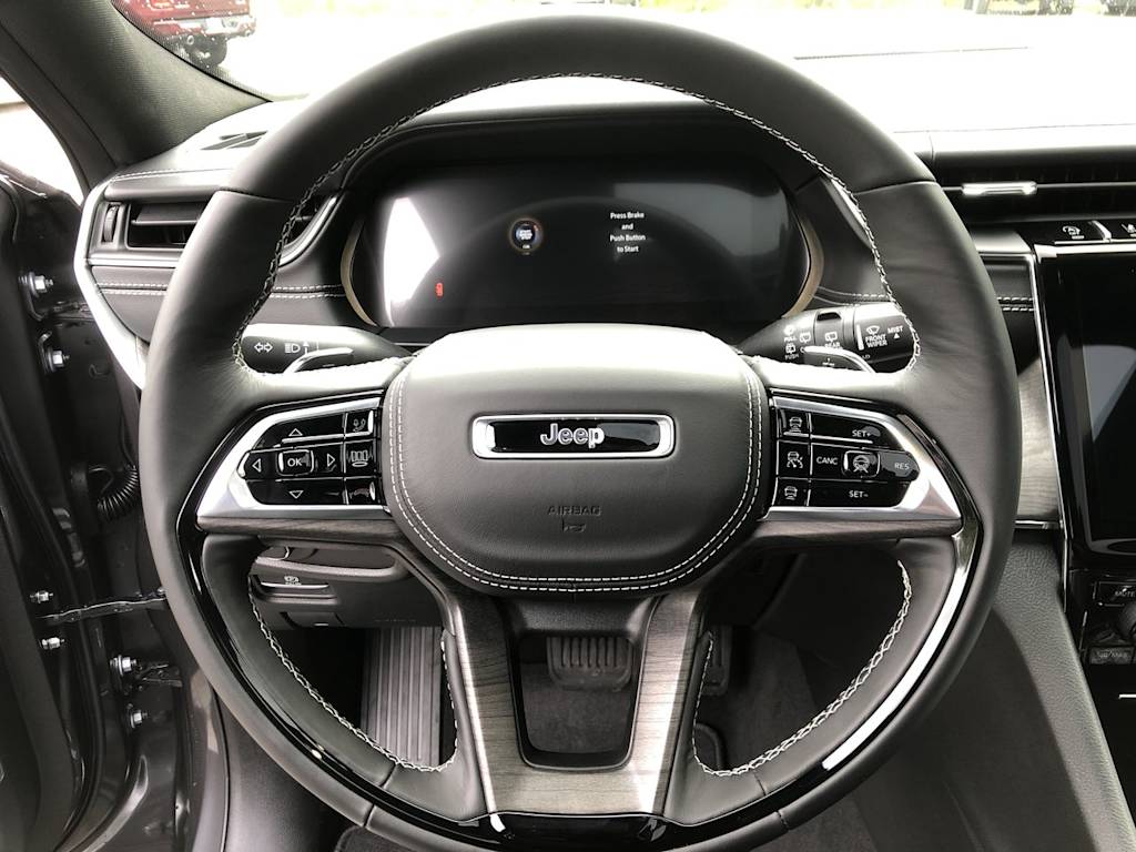 Thumbnail: 2025 Jeep Grand Cherokee - 2