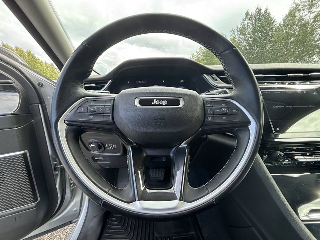 Thumbnail: 2022 Jeep Grand Cherokee L - 2