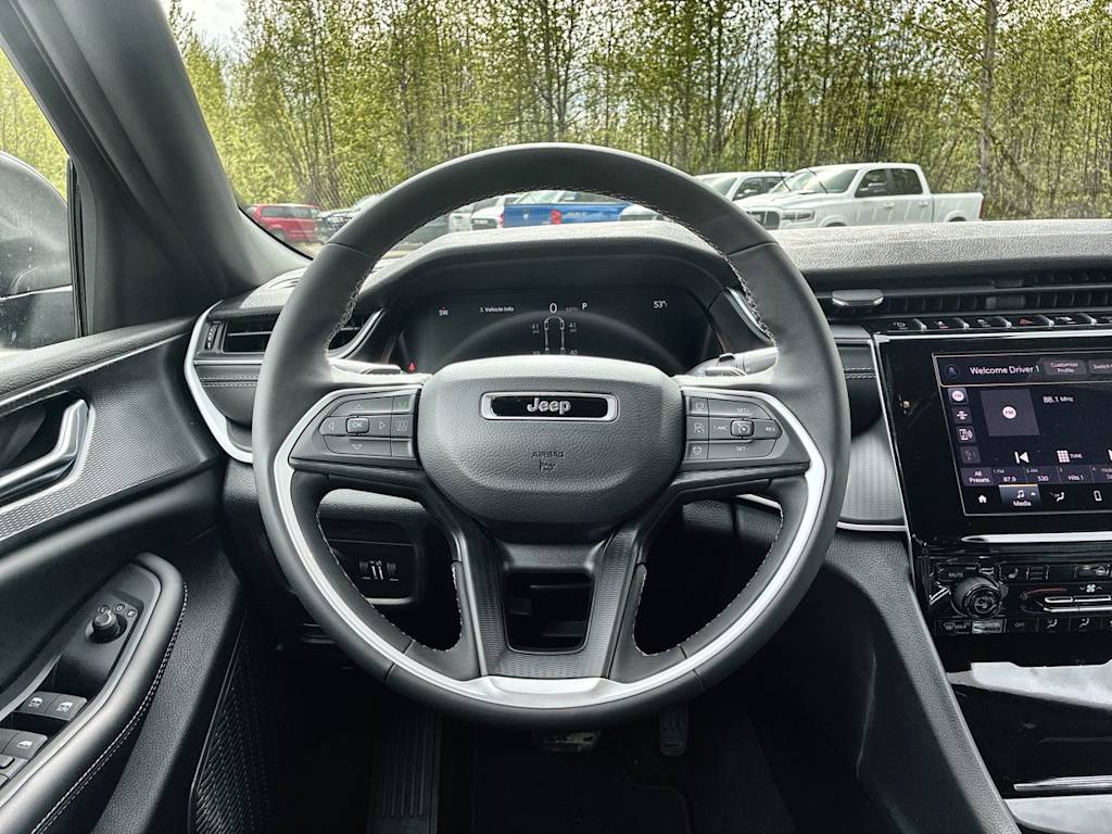 Thumbnail: 2026 Jeep Grand Cherokee L - 2