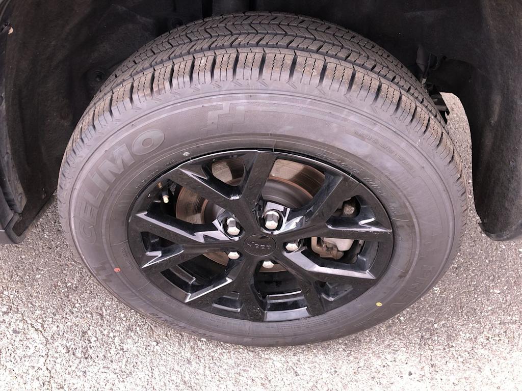 Thumbnail: 2024 Jeep Grand Cherokee L - 8