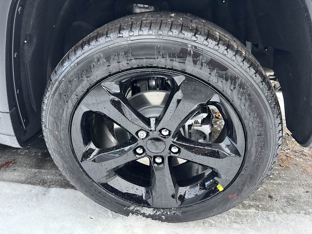 Thumbnail: 2025 Jeep Grand Cherokee L - 8